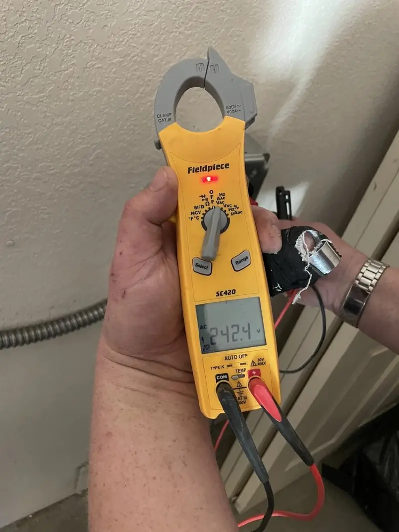 Voltage testing with clamp meter during Aluminum Wiring Replacement in Ephrata